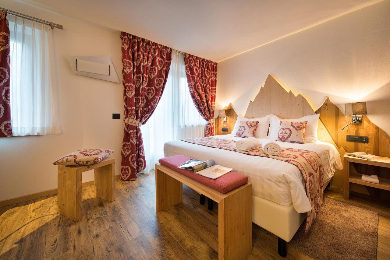 Hotel Bucaneve Livigno Exterior foto